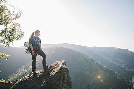 Foto: Studentin der Technischen Universität Clausthal bei Outdoor-Freizeitaktivitäten