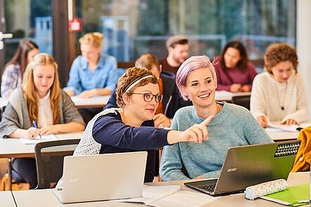 Foto: Studierende in Lehrveranstaltung