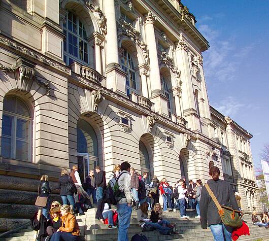 Image: Students in front of the main building