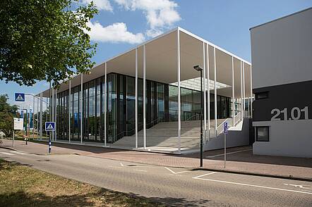 Foto: Außenansicht des Studierenden Service Centers der Universität Düsseldorf