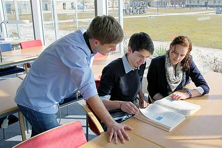 Bibliothek der OTH Amberg-Weiden (Foto: Ostbayerisch Technische Hochschule Amberg-Weiden)