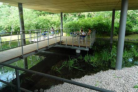 Leseinsel der Bibliothek (Foto: Hochschule Schmalkalden)